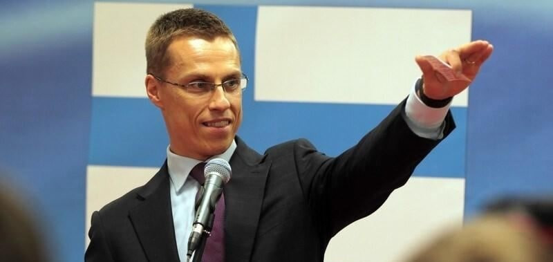 Президент Финляндии не против ударов Украины по России западным оружием 