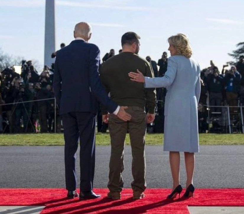 СМИ: Сенат приостановил обсуждение обещанных Зеленскому 45 млрд 