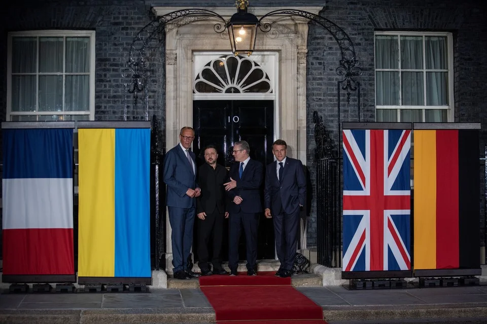 Евротройка озвучила условия мира на Украине: прекращение огня и гарантии безопасности