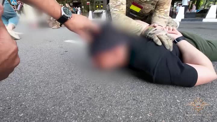 В Сочи задержан вербовщик, планировавший отправить россиян в террористическую организацию на Украине