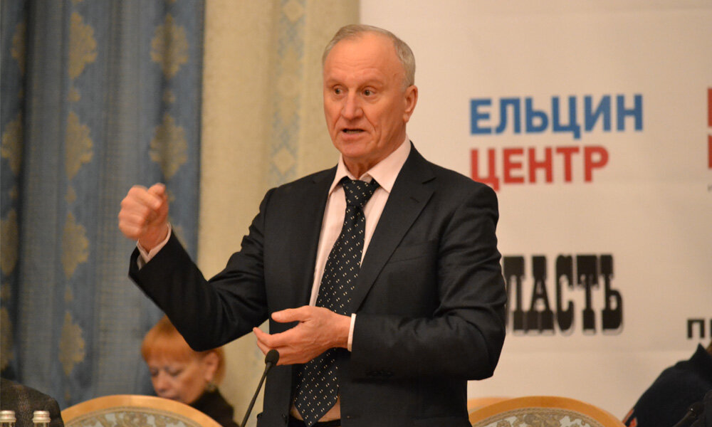 В Екатеринбурге спели оду главному разрушителю Советского Союза