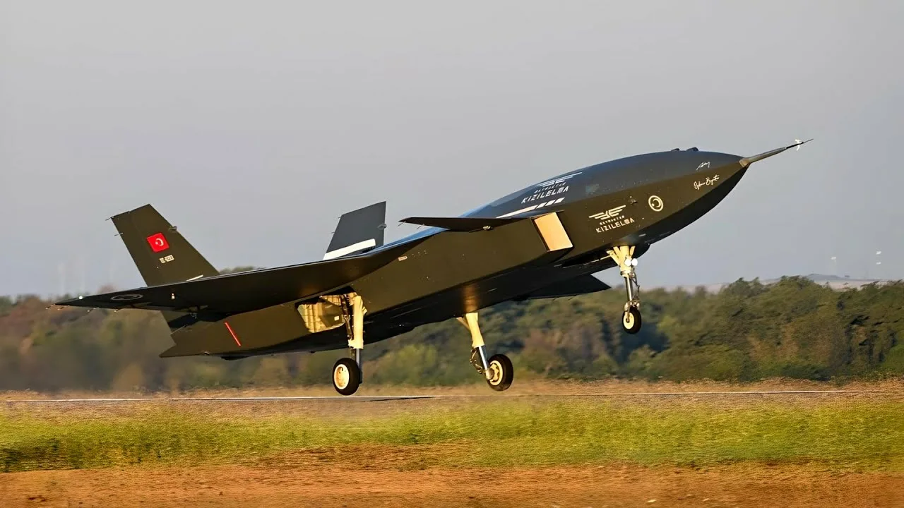 Турецкий беспилотный истребитель Kızılelma впервые в мире успешно поразил воздушную цель