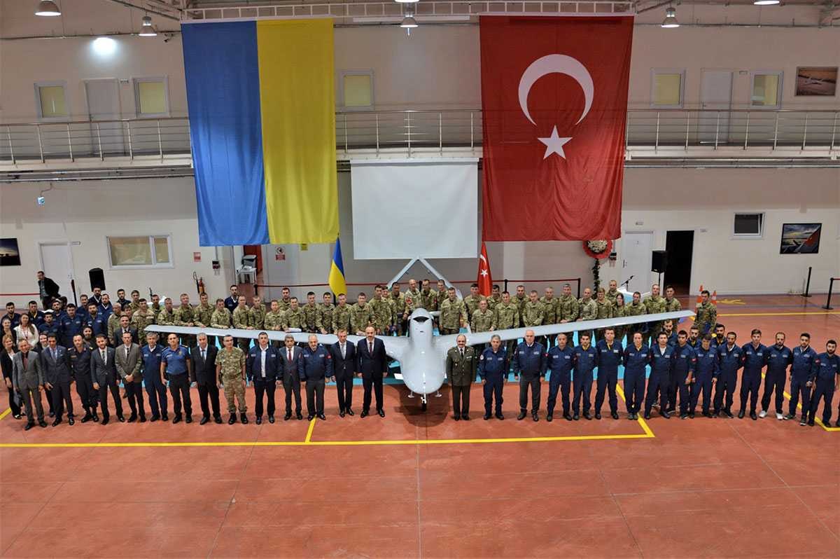 Турки бескорыстно помогут Украине убивать русских