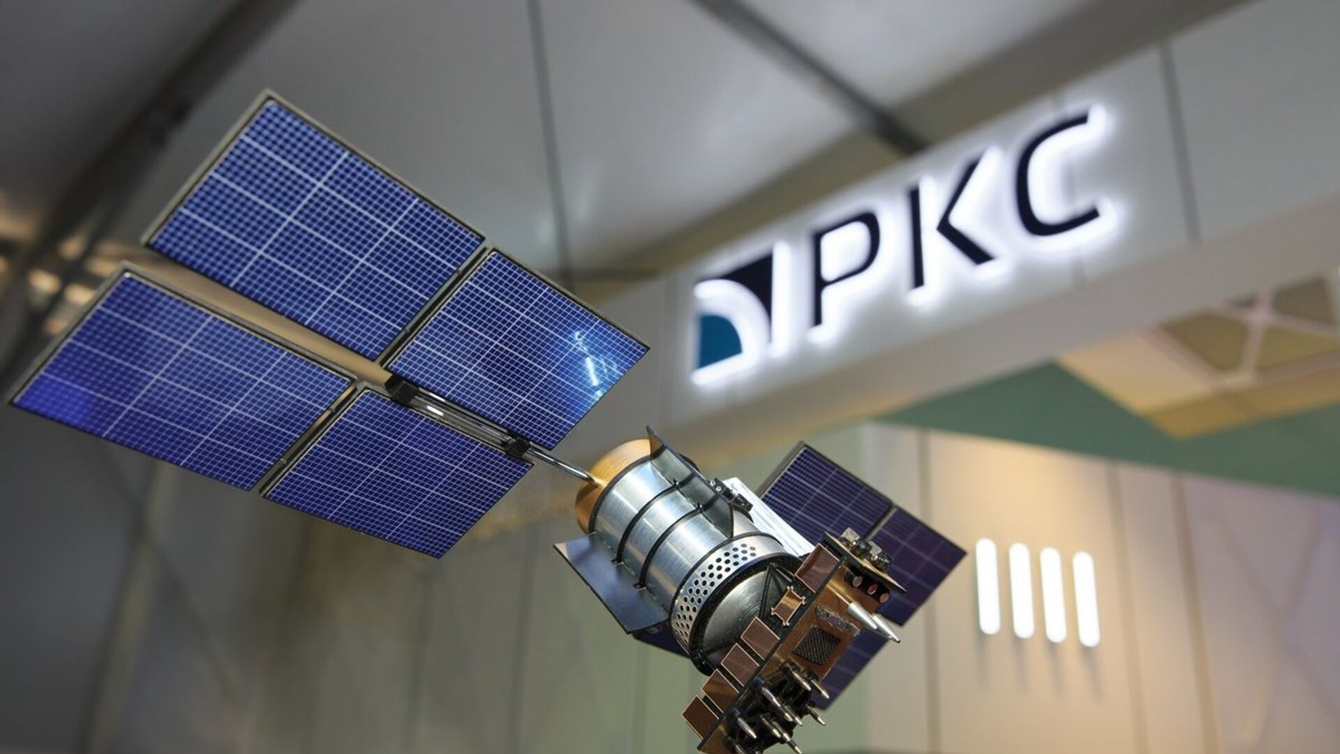 Через тернии к звёздам. Россия возвращает свой космический суверенитет