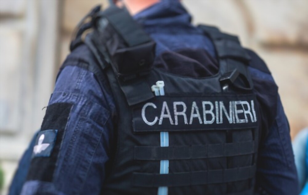 В Милане украинку задержали за непристойное поведение