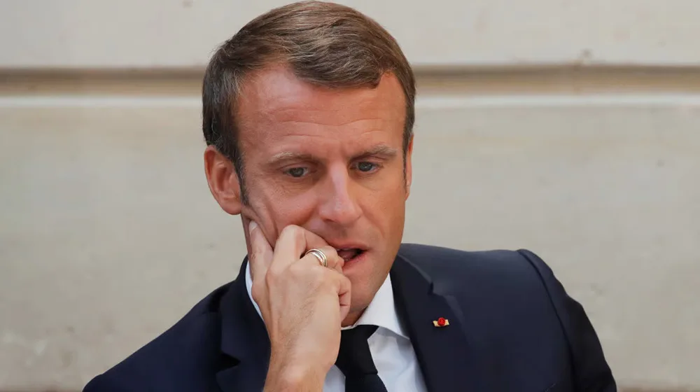 Трамп пригрозил Макрону 200-процентными пошлинами на шампанское 