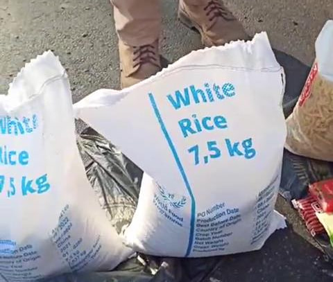 На Украине гуманитарную помощь распродают на рынках