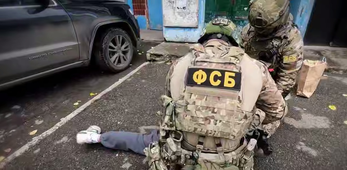 ФСБ предотвратила покушение на высокопоставленного офицера Минобороны с использованием яда, аналога VX