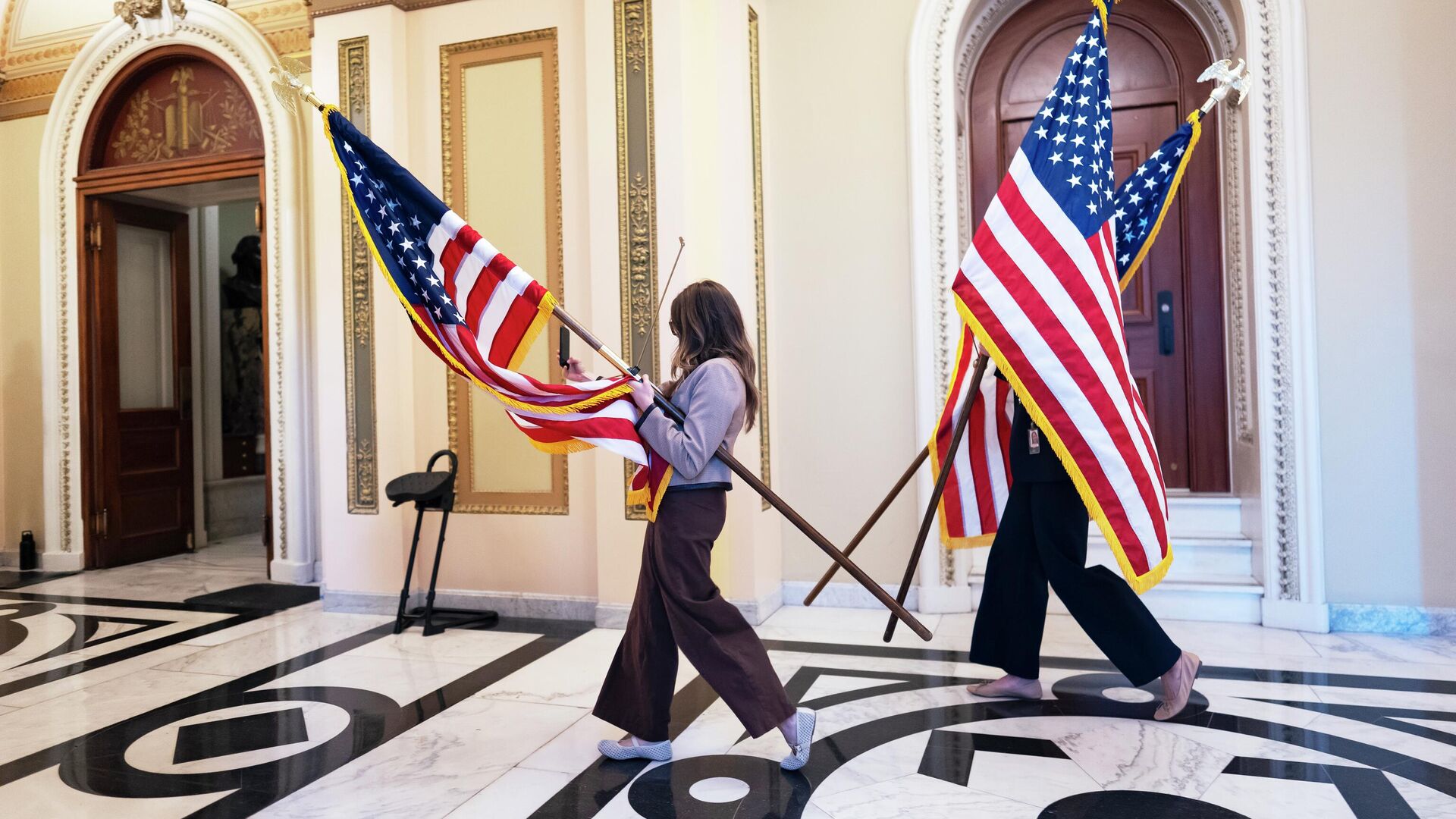 Правительство США приостанавливает работу из‑за отсутствия согласованного бюджета 