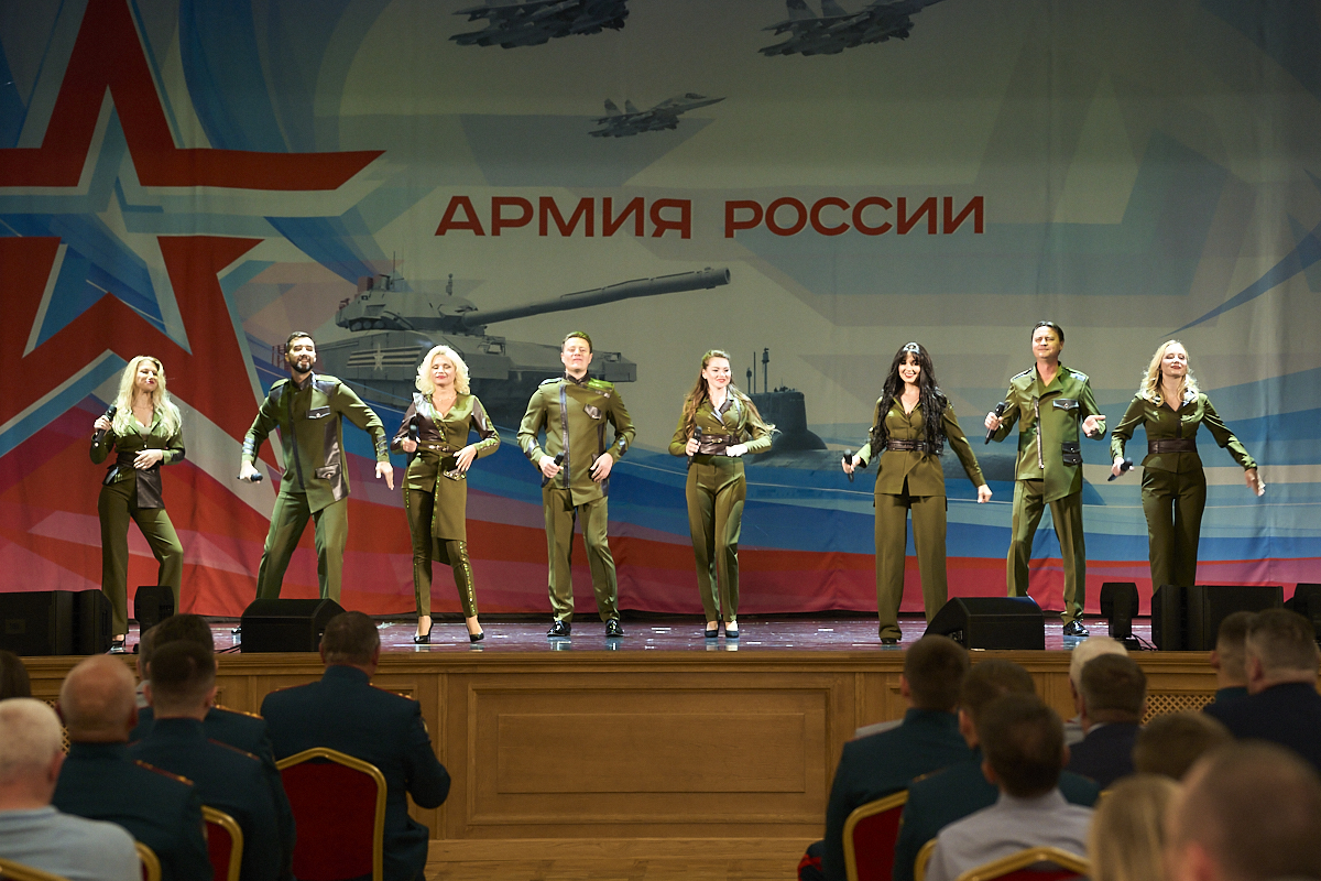 Российская армия сильна как оружием, так и задорной песней