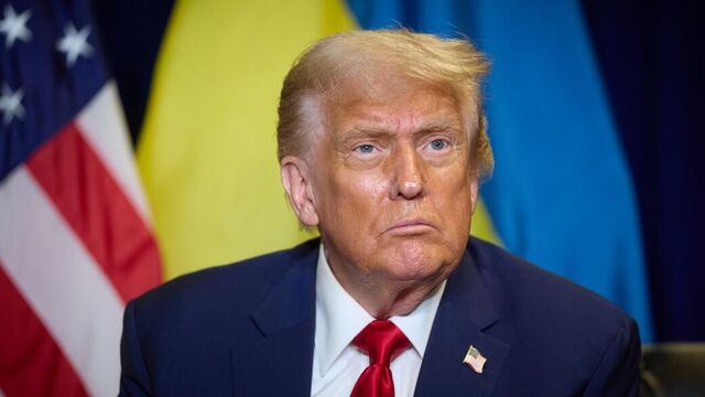 Трамп призывает Украину к срочным действиям и продолжает вместе с Западом накачивать Украину оружием