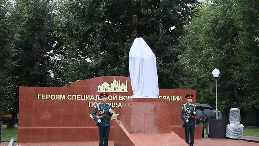 Память об ушедших героях живёт в сердцах россиян