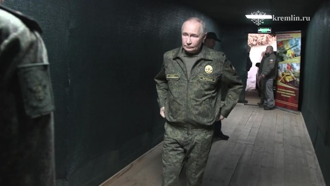 Путин посетил командный пункт и заслушал доклады об освобождении Купянска