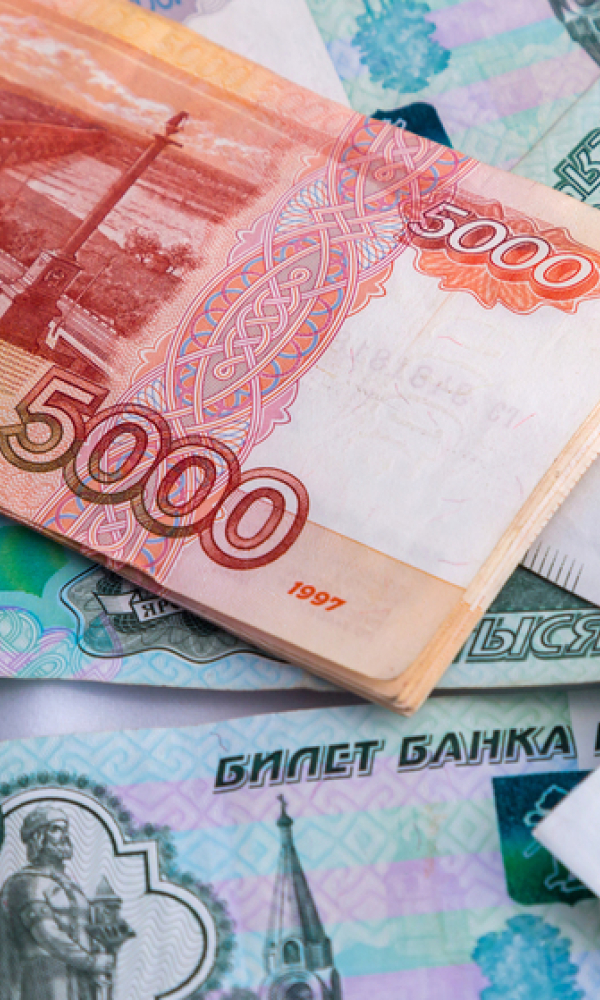 Пенсии, тарифы и рассрочки: как изменится жизнь россиян с 1 апреля