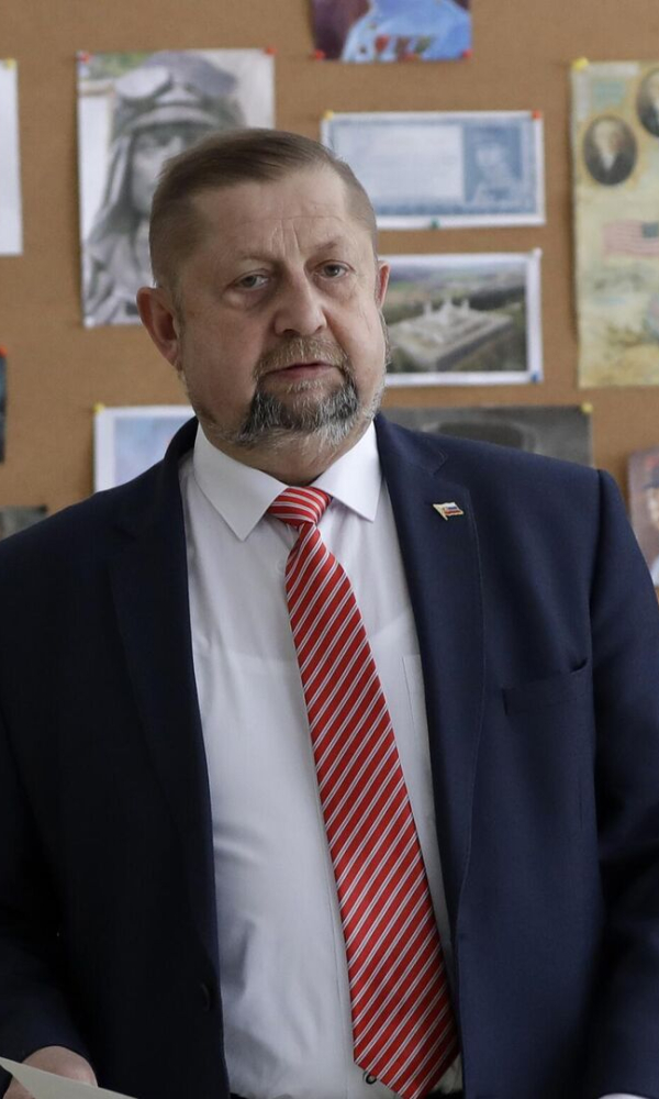 Дипломат или Мышь ?