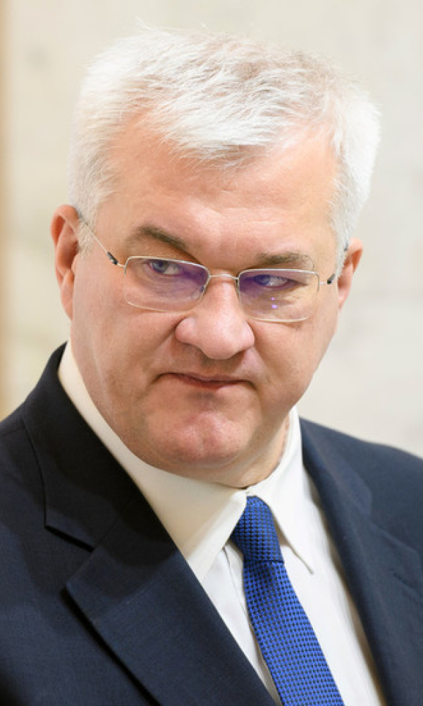 Politico: Киев просит Европу стать посредником «перемирия в аэропортах» 