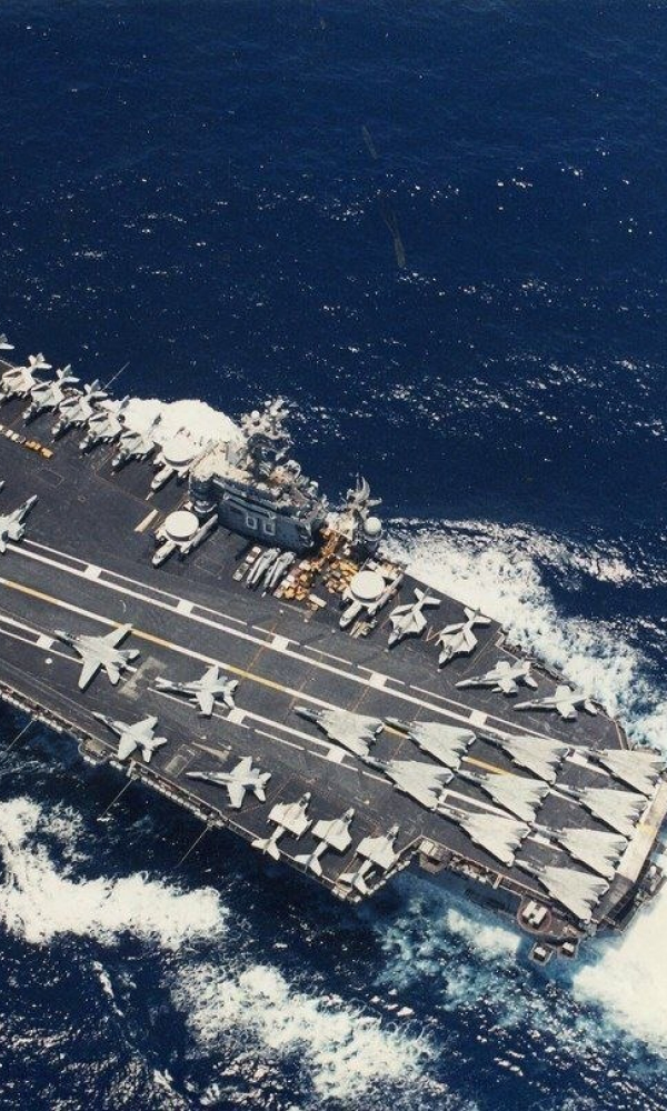 Авианосная группа ВВС США вошла в Карибское море