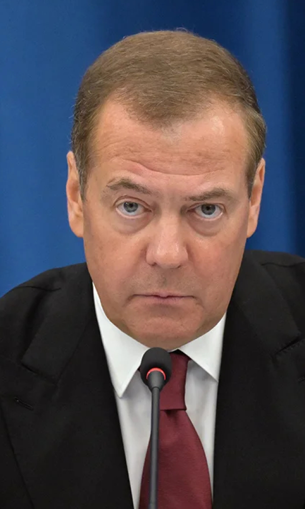 Медведев: необходимости в мобилизации в России нет