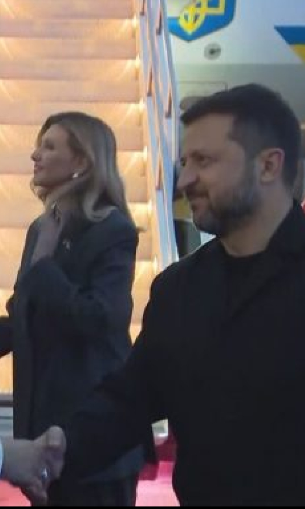 Зеленский прилетел в Канаду
