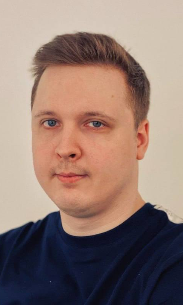 В Сети разоблачили автора русофобского канала «Николаевский Ванёк»